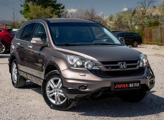 Silver Honda CR-V side view