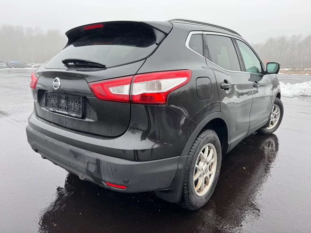Nissan Qashqai rear