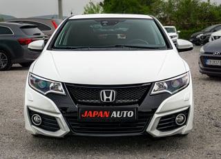 Honda Civic front view 2