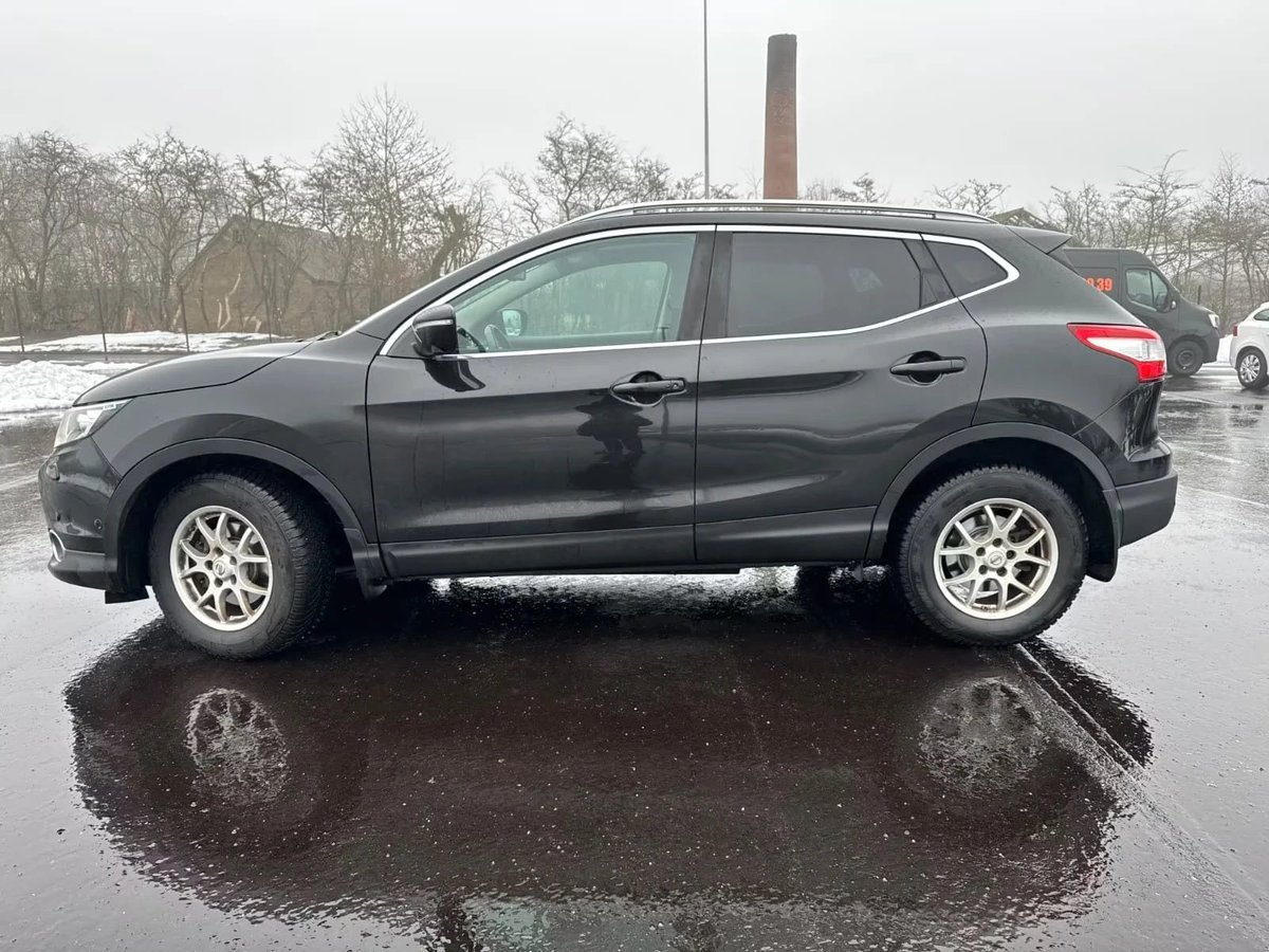 Nissan Qashqai profile