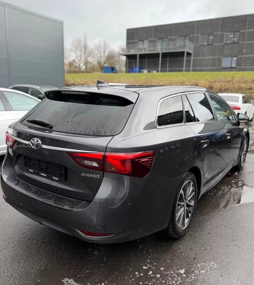 Black Toyota Corolla