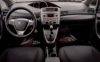 Toyota Verso console